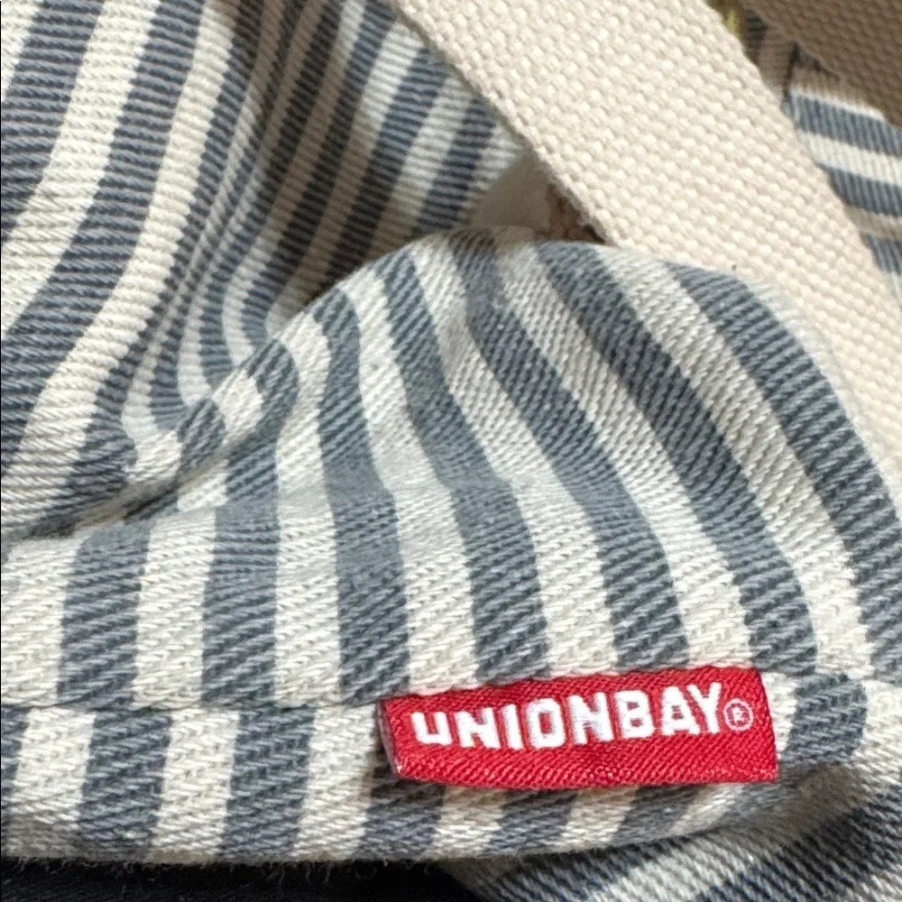 UNIONBAY White & Gray Canvas Bag Book Bag